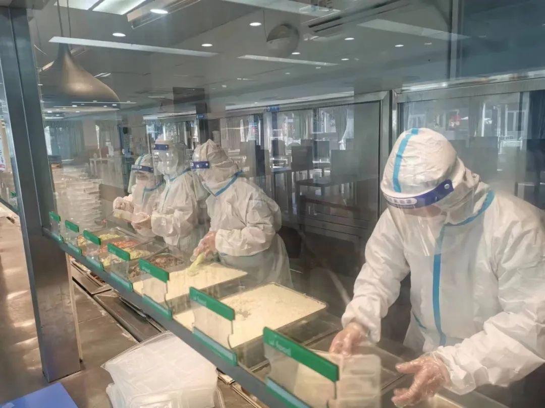 上海疫情防控成效显著，未来展望需持续努力
